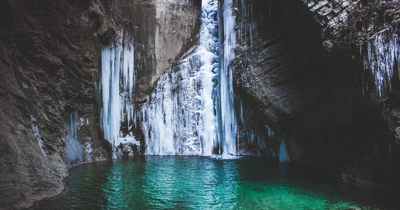 Les liquides solides : le secret le moins connu des voyageurs aguerris